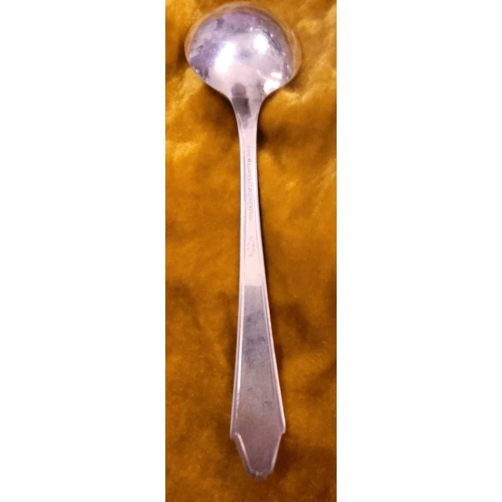 Oneida Silver Keswick 1881 AA Heavy Round Bowl Soup Spoon  7